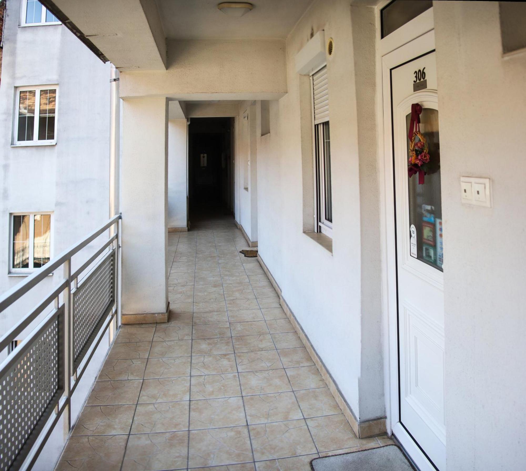 Dia Apartman 米什科尔茨 外观 照片